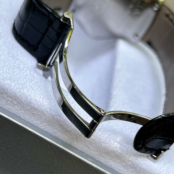 Ebel Classic Hexagon Automatic watch with power reserve. Mens style - Picture 9 of 10